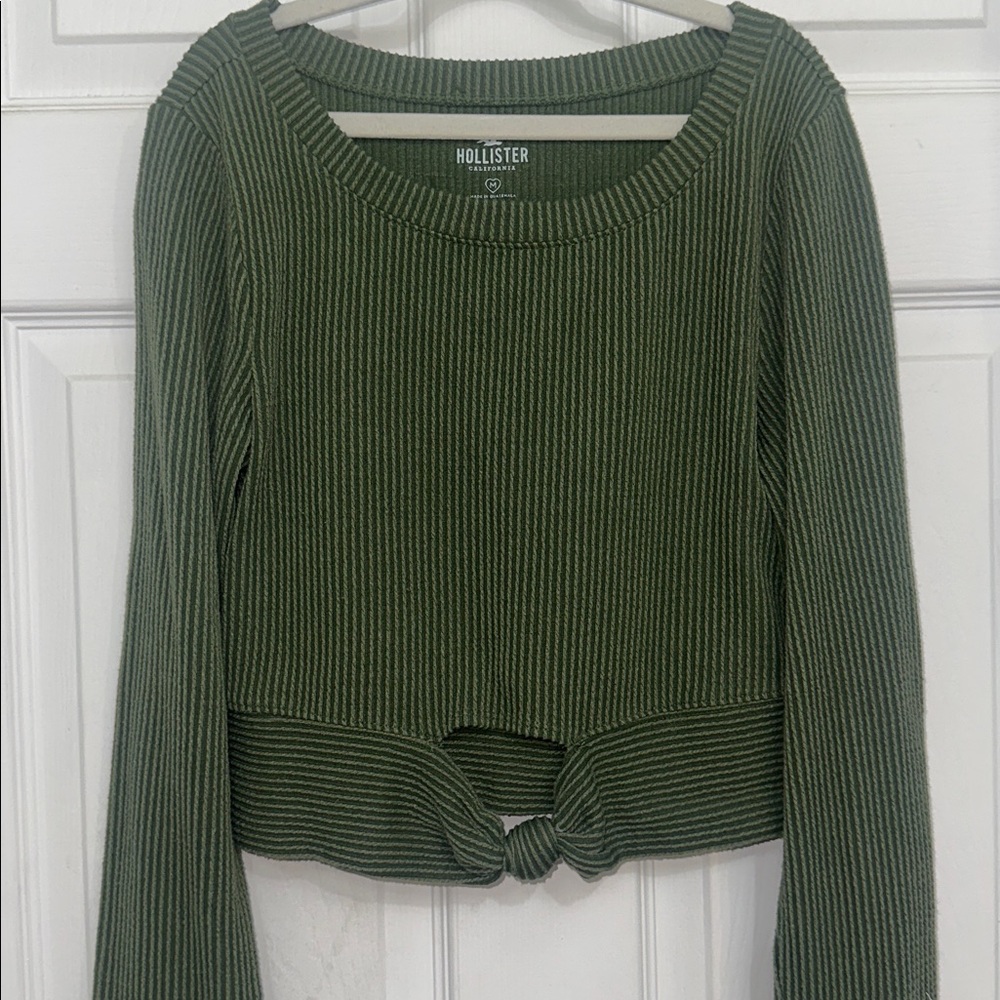 Hollister Women's Olive Ribbed Long Sleeve Top size medium